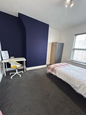 Photo 8- click for photo gallery